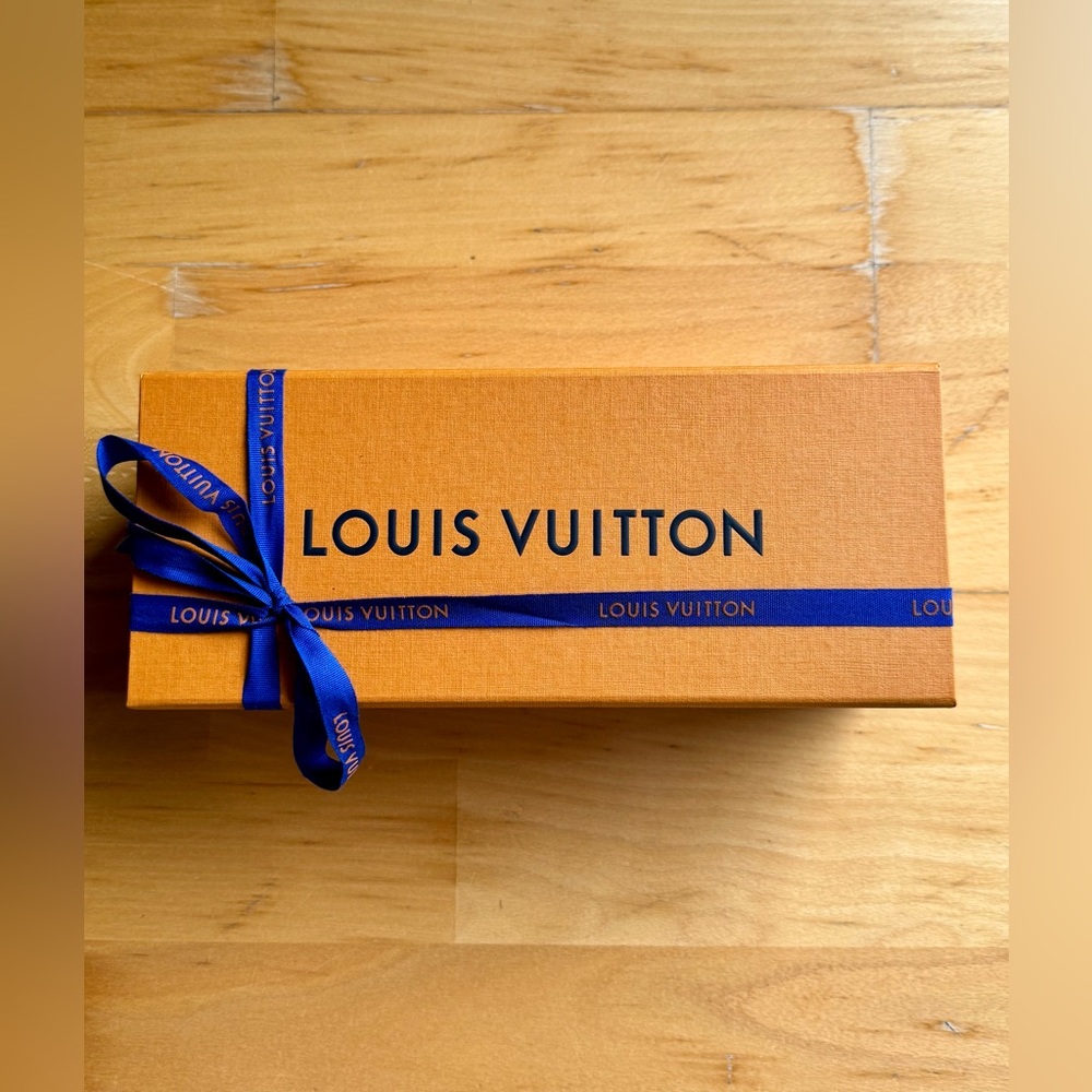 Louis Vuitton Orange Gift Box + Dressings